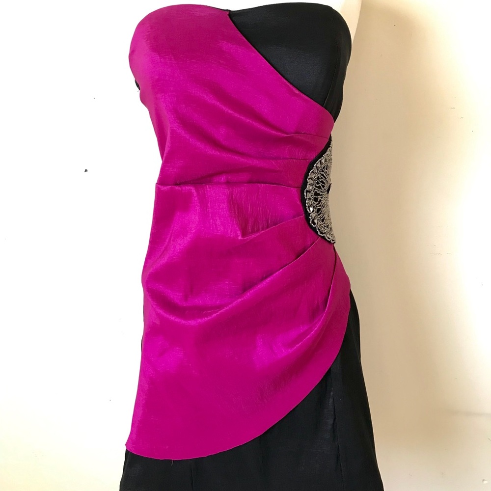 NWT FUSCHIA BODY CON CUTE DRESS